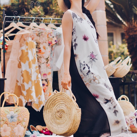 Moroccan Round Straw Bag - Picture 7 of 8